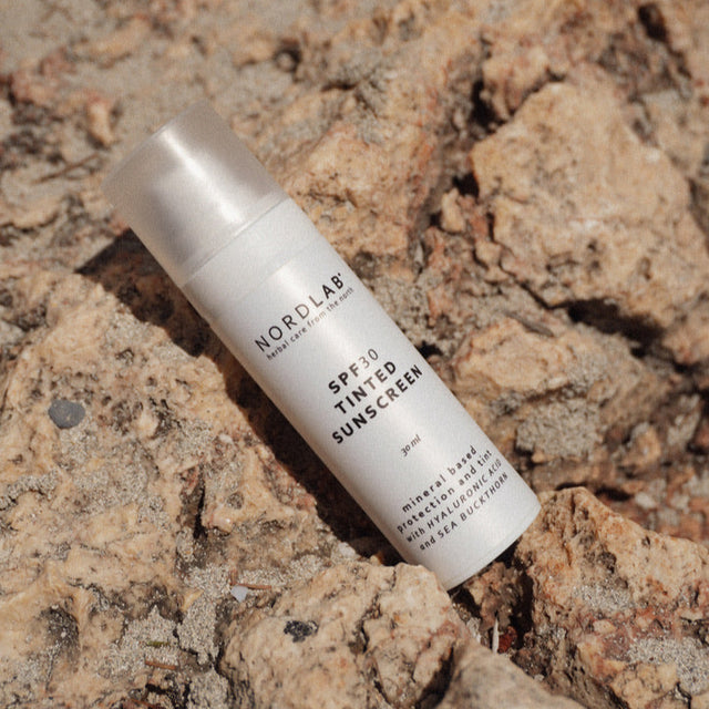 AbbeyLab NordLab SPF30 Getinte Gezichtscrème – 100% natuurlijke zonbescherming, hydraterend met een subtiele teint (50 ml)
