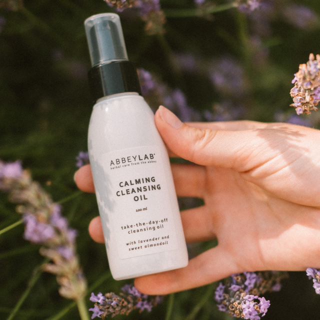 AbbeyLab Reinigende Gezichtsolie – 100% natuurlijke gezichtsolie die effectief make-up verwijdert, de huid reinigt, hydrateert en verzacht, ideaal voor droge en gevoelige huidtypes (100 ml)